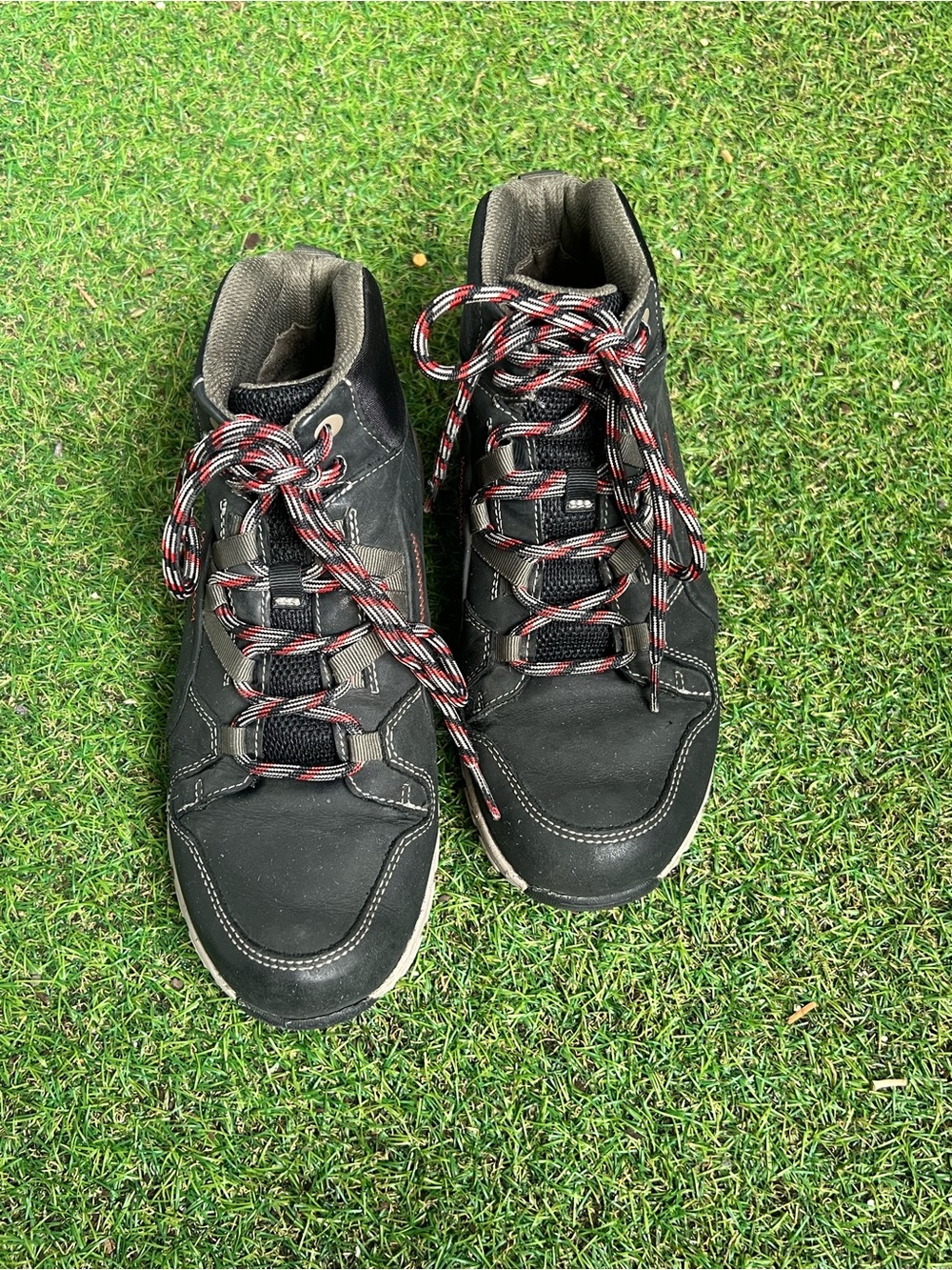 Clarks Black Outdoor Sneakers with Red-Accented Laces